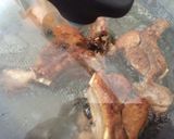 Foto del paso 4 de la receta: Carne de puerco en salsa verde (adobo)