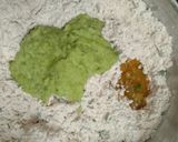 દૂધી ના થેપલા (Dudhi na thepla recipe in gujarati) રેસીપી સ્ટેપ2ફોટો