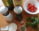 A picture of step 1 of Marinated Tomatoes with Greek Yogurt Sauce.