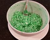 A picture of step 3 of Vanilla Layer Cake with Whipped White Chocolate Filling and Fros.