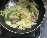 Foto langkah ke 1 dari resep Ayam Suwir Saus Mentega.
