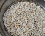 A picture of step 2 of Murmura chiwda.