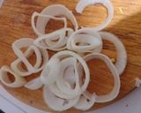 Gluténmentes hagymakarika recept fázis 1 fotója