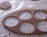 A picture of step 6 of Milk Chocolate Ganache Cookies.