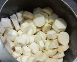 A picture of step 1 of Rasedaar Arbi /calocasia curry.