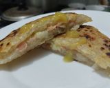 Foto del paso 12 de la receta: Arepa🫓de maíz🌽peto con relleno🥓hawaiano🧀🍍🥯