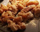 A picture of step 1 of Chicken Breast with Caramelized Red Onions.