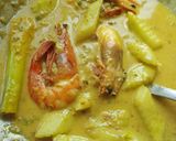 Foto langkah ke 4 dari resep Udang galah masak lemak cili api.