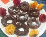 A picture of step 10 of Chocolate donuts.