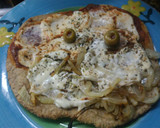 Foto del paso 9 de la receta: Pizza de harina integral masa saborizada