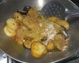 मसाला आलू बैंगन फ्राई (Masala Aloo Baigan fry recipe in Hindi) रेसिपी चरण 4 फोटो