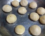 A picture of step 10 of Aloo kachori.