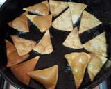 Foto del paso 2 de la receta: Snacks Chips de (TapitasDeEmpanadas)