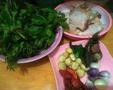 Foto langkah ke 1 dari resep Ayam Kemiri ekstra kemangi.