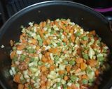 Foto del paso 5 de la receta: Potaje de lentejas con verduras, sacramentos y piña