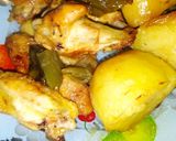 Foto del paso 5 de la receta: Alitas de pollo al horno con patatas