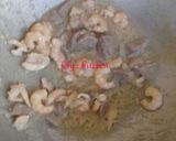 Foto langkah ke 5 dari resep Bihun ayam udang.
