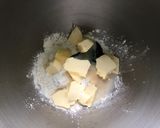 Une image de l'étape 3 de Pâte brisée épeautre pistache lait concentré.