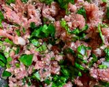 Foto del passaggio 1 della ricetta Polpette di manzo con spinaci freschi