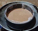 A picture of step 5 of Chocolate-Peanut butter Ice-cream Cake.