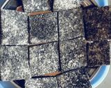 કાળા તલ ની ચીકી (Black Til Chikki Recipe In Gujarati) રેસીપી સ્ટેપ3ફોટો