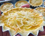 Foto langkah ke 10 dari resep Pie Susu Pisang Keju.