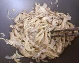 Hình bước làm 4 của món Cá Hồi Áp Chảo Sốt Kem Nấm Fake Healthy