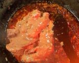 A picture of step 2 of Tanzanian spicy chicken curry 🐓🍅.