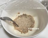 A picture of step 4 of Tofu and Cheese Meat Patties.