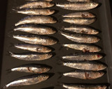 Foto del paso 2 de la receta: Sardinas al horno con ajo y perejil