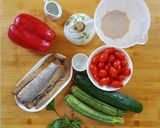Foto del passaggio 1 della ricetta Insalata estiva con aringhe