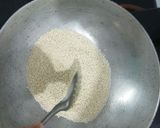 तिळाचे लाडू (tilache laddu recipe in marathi) रेसिपी स्टेप 1 फोटो 