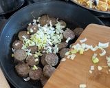 Foto del paso 1 de la receta: Guisantes con butifarra de perol