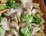 Hình bước làm 2 của món Món chay - Miếng xào rau củ