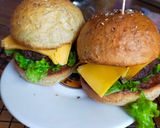 Foto langkah ke 8 dari resep Burger Bun Gandum.