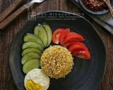 Gambar langkah 7 resipi Nasi Goreng One Pot.
