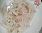 Foto langkah ke 3 dari resep Homemade Rice Noodle (kwetiaw) takaran sendok.