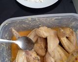 Foto langkah ke 3 dari resep Hot Spicy Chicken Wings.