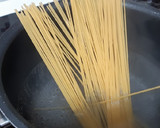 Foto del paso 4 de la receta: Espaguetis con champiñones y langostinos