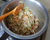 A picture of step 5 of Leftover noodles balls.