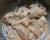 A picture of step 1 of Bell pepper chicken.