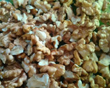 Foto del paso 1 de la receta: Hamburguesa omega 3-6 de nueces, semillas de cáñamo y agua de mar