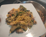 Foto del paso 10 de la receta: Arroz de chipirones y alcachofas