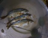 Foto langkah ke 1 dari resep Tumis Ikan Asin Peda Pedas.