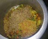 मिक्स वेज चटपटा दलिया (Mix veg chatpata daliya recipe in Hindi) रेसिपी चरण 3 फोटो