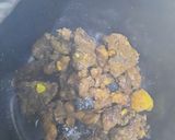 A picture of step 5 of Honey glazed mbuzi.