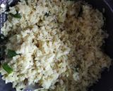 कांदे पोहे आणि दही (pohe ani dahi recipe in marathi) रेसिपी स्टेप 2 फोटो 