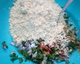 A picture of step 3 of Bhajia.
