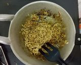 Gambar langkah 3 resipi #phopbylinimohd#batch18Ramen Goreng.
