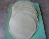 Foto del paso 4 de la receta: Masa para tapas de empanadas (horno) "las que hacía mi abuela"